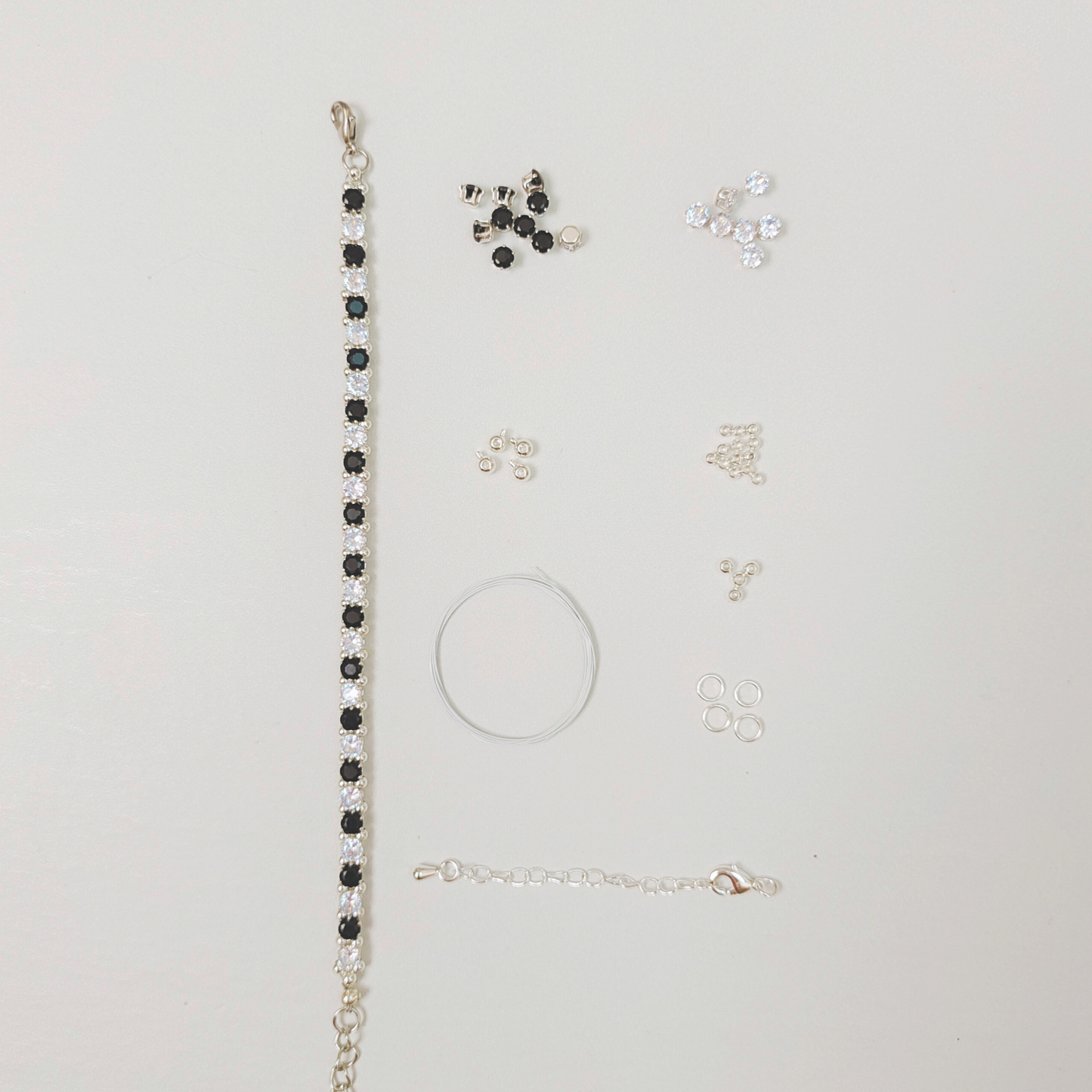 No.13 Classic Black & White DIY Bracelet Kit – 4mm CZ Beads, Silver Seed Beads, Complete Tutorial