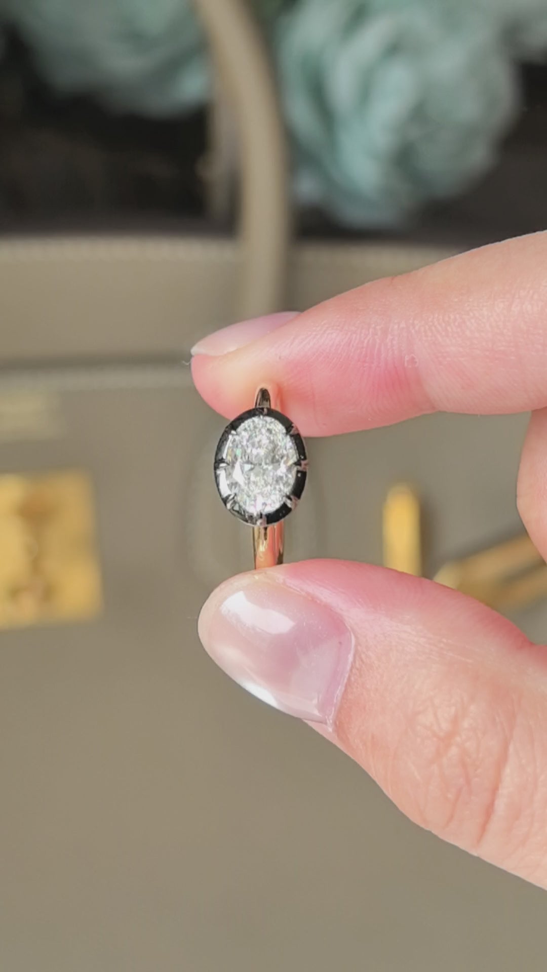 Horizontal Oval Lab Diamond Ring | 14K Gold | Modern East-West Setting