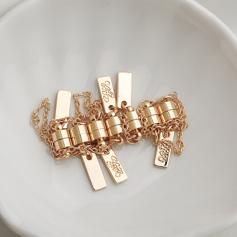 Magnetic Clasp with Extended Chain