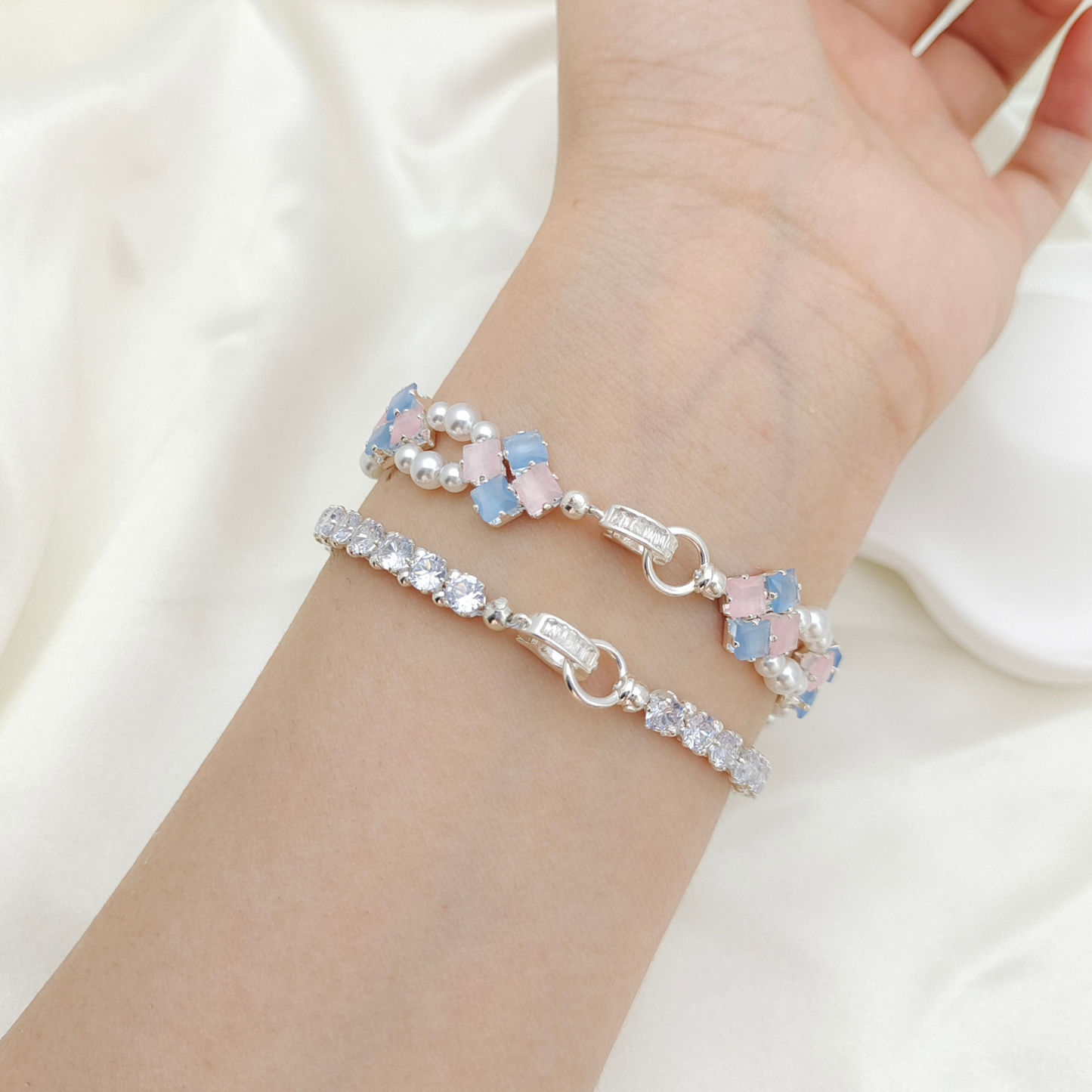 No.61 Cat Eye Clover Double-Layer DIY Bracelet Kit | Pearl & Zircon Beading Set with Full Tutorial