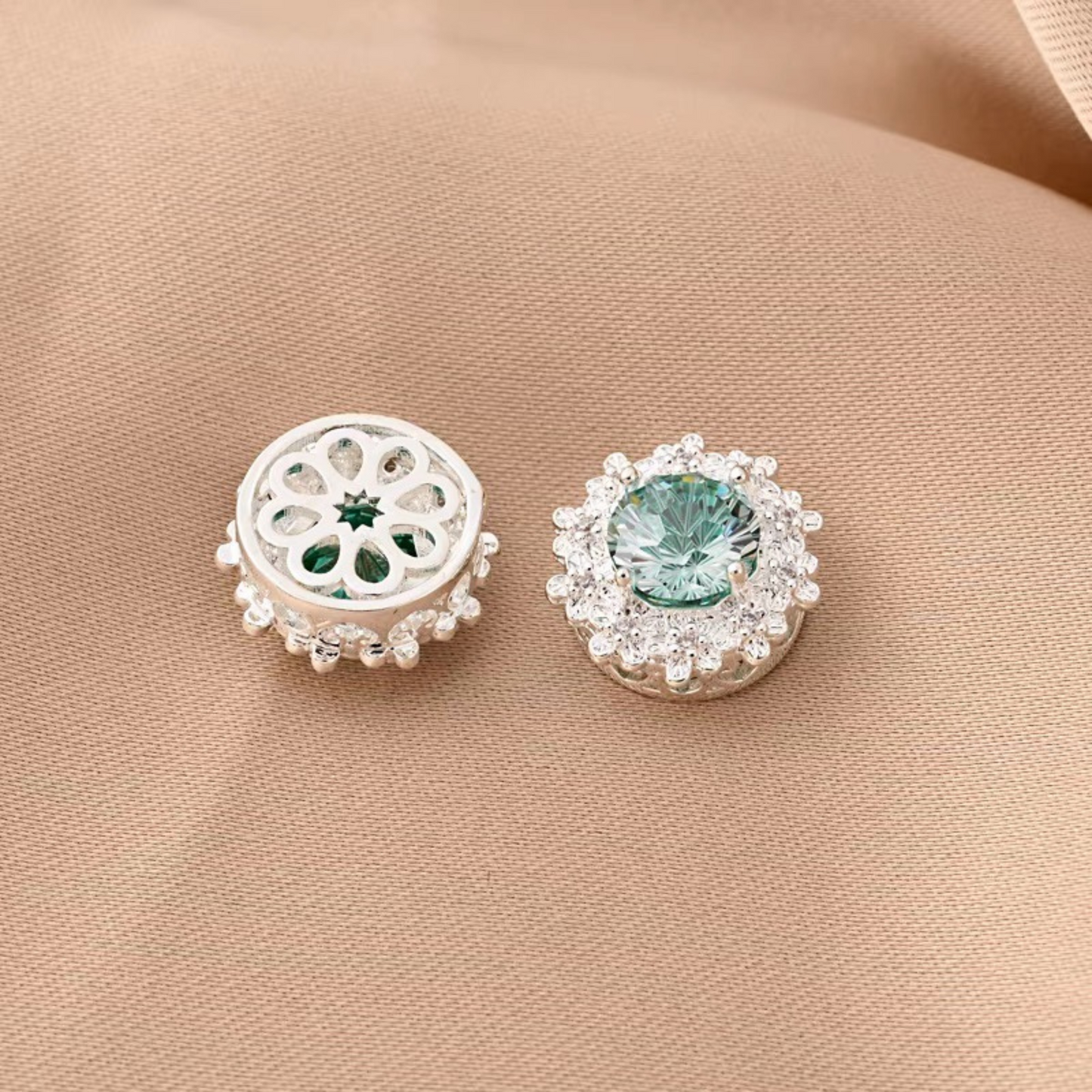 【S04】1PCS 16mm Peach Blossom Firework-Cut CZ Multi-Hole Spacer Bead – Silver-Plated, High-Color-Fast, DIY Jewelry Connector