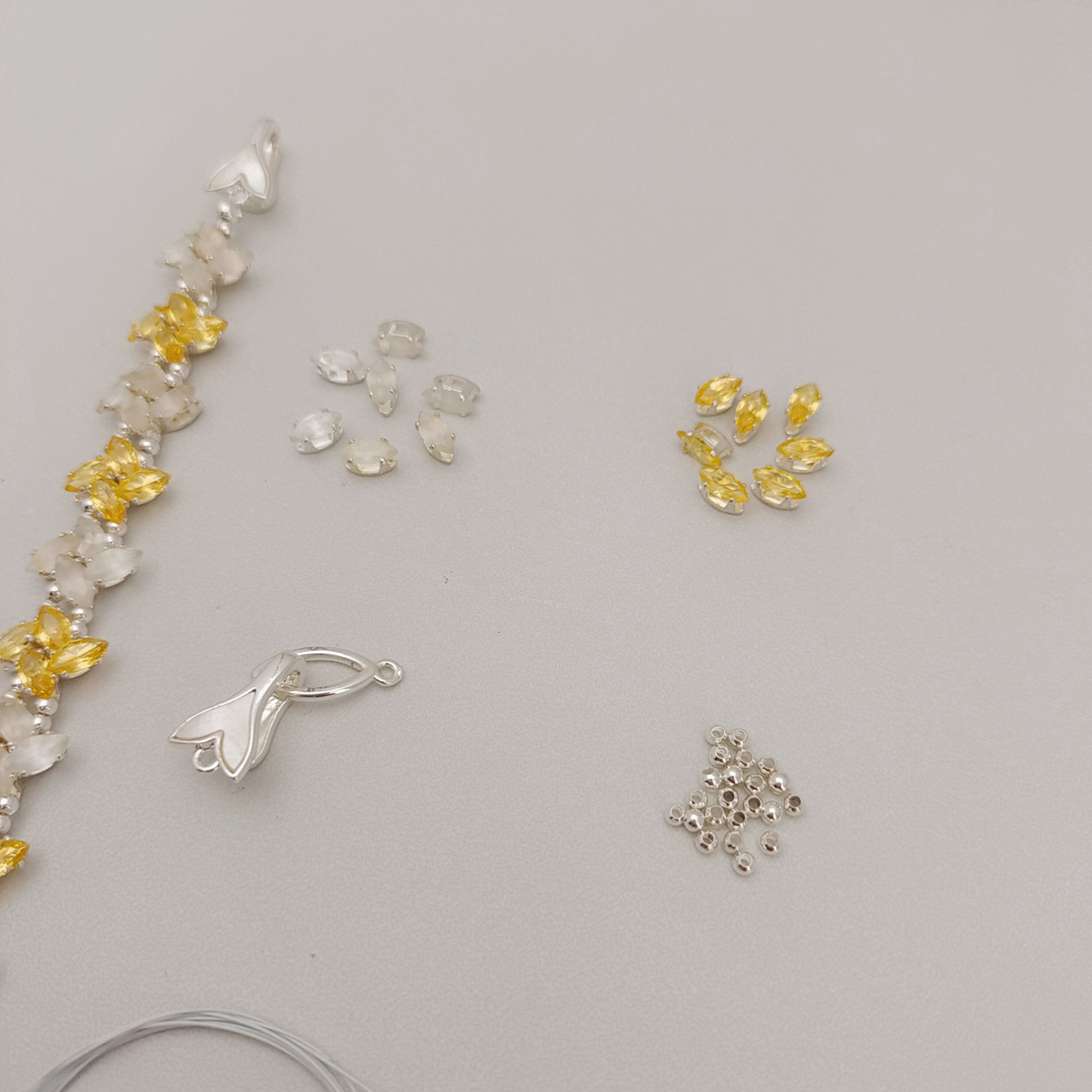 No.51 DIY Bracelet Kit – “Pinwheel” Crystal & Cat Eye Marquise Bead Set with Tutorial