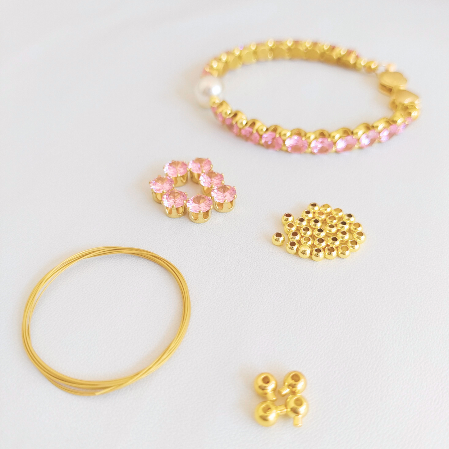 No.15 Lady Pink DIY Bracelet Kit with Pink Zircon and Pearl – Gold Bow Clasp