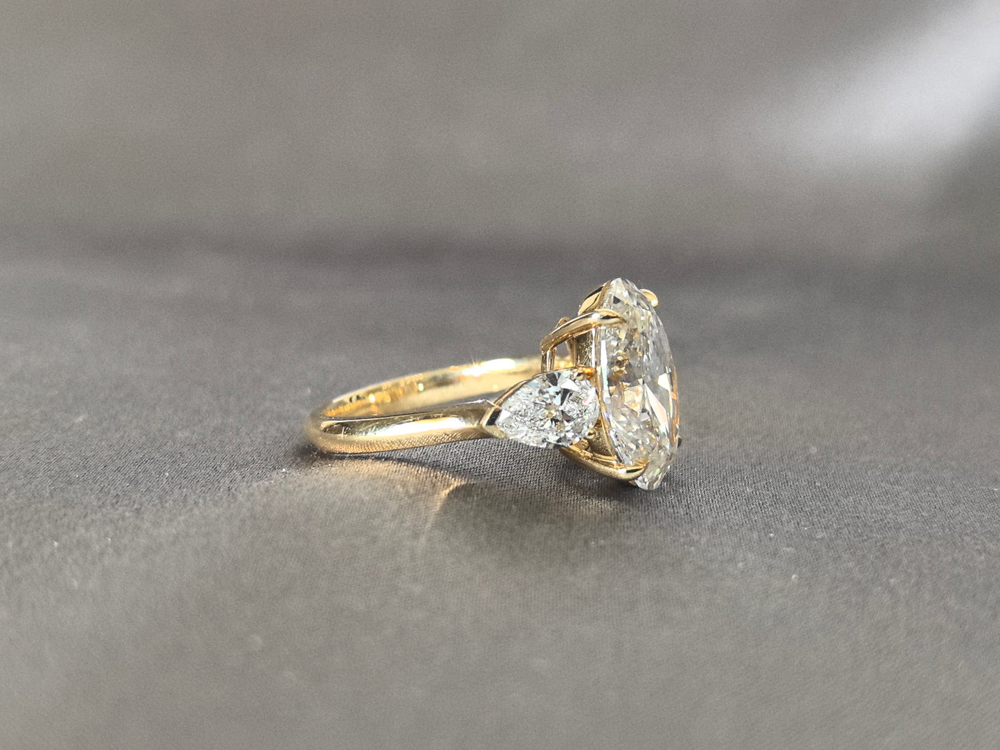 Oval Center Trilogy Ring | Pear Sidestones | Fluid Elegance | Lab-Grown Diamonds