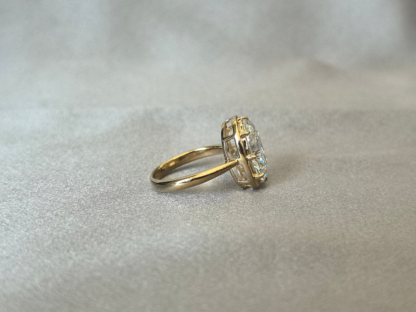 Oval Lab Grown Diamond Ring | 6-Prong Setting | Plain Band | 14K White Gold