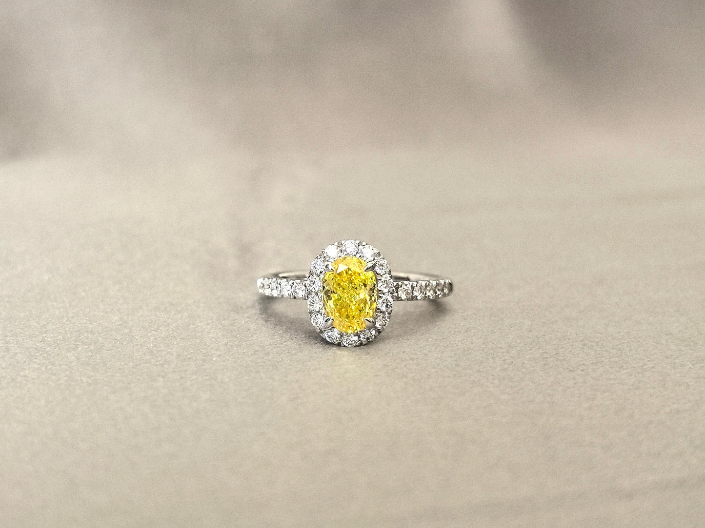 0.94ct 3.5g Vivid Yellow Asscher Cut Lab Diamond Ring | Marquise & Pear Leaf-Inspired Accents