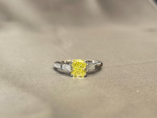1.24ct 3.5g Cushion Vivid Yellow Lab Diamond Three-Stone Ring | Baguette Side Stones