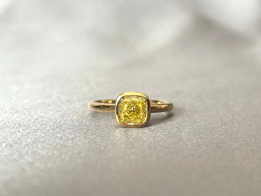 1.33ct 3.9g ezel Set Cushion Yellow Lab Diamond Ring | 14K Yellow Gold Minimalist Solitaire