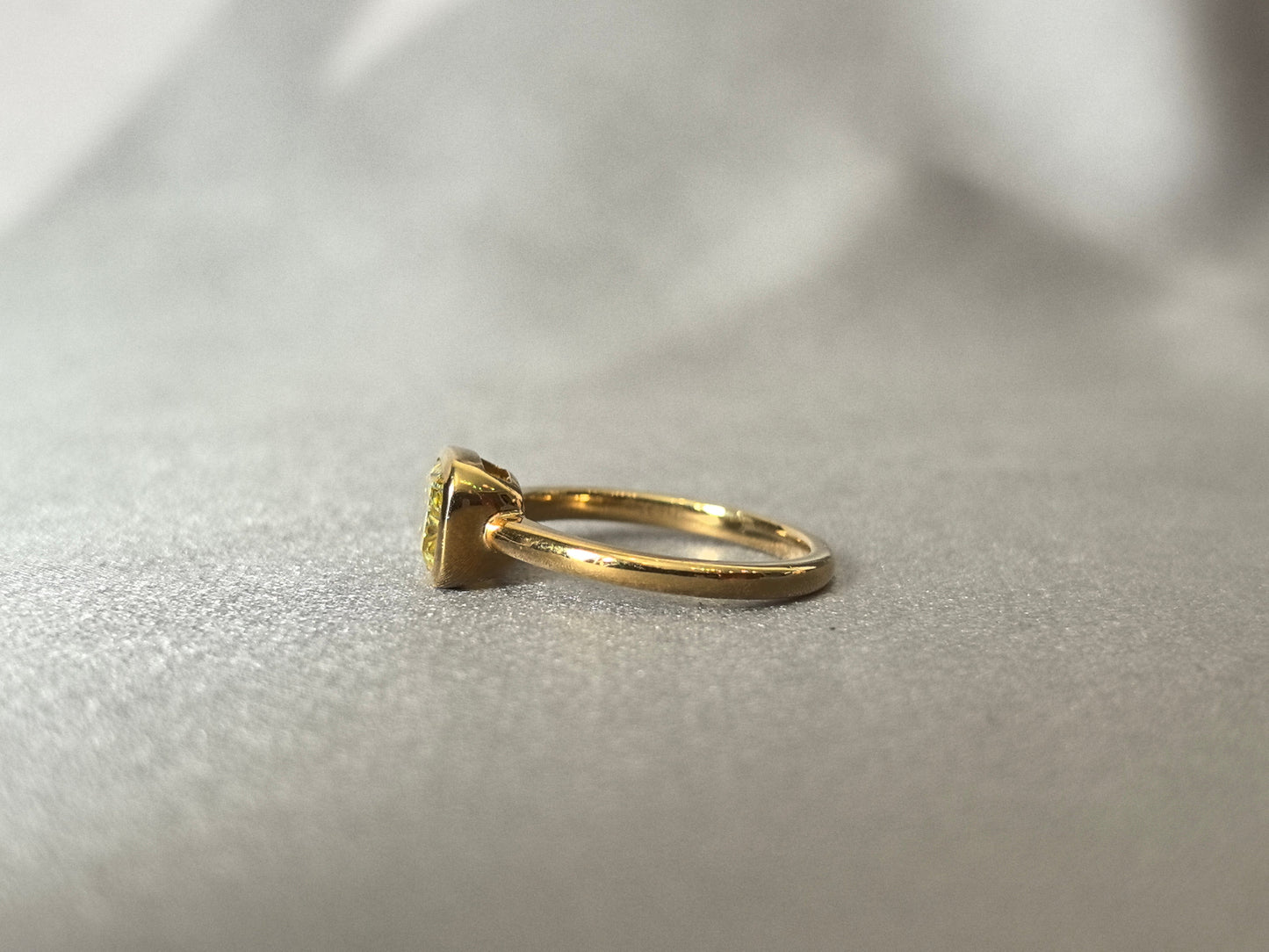 1.33ct 3.9g ezel Set Cushion Yellow Lab Diamond Ring | 14K Yellow Gold Minimalist Solitaire