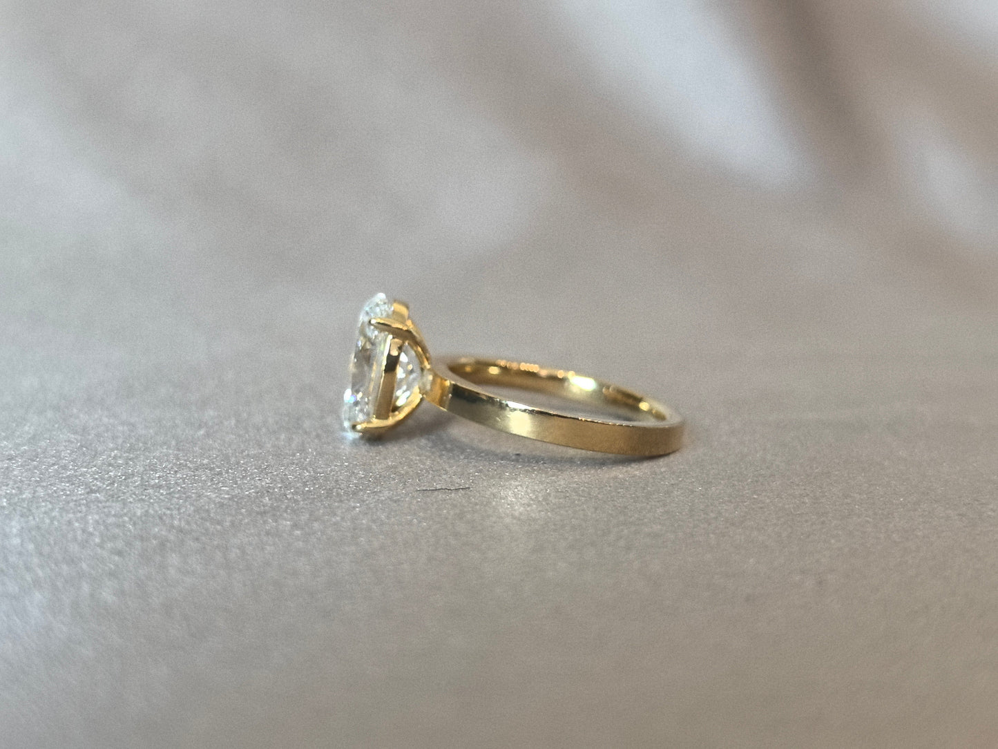 Oval Lab Grown Diamond Solitaire Ring | Flat Plain Band | 14K Gold | Minimalist Elegance