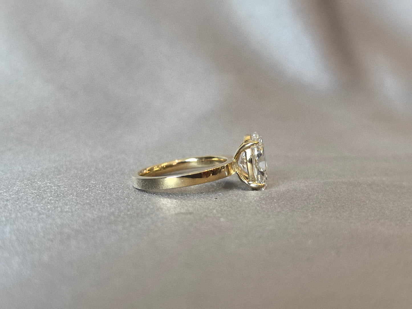 Oval Lab Grown Diamond Solitaire Ring | Flat Plain Band | 14K Gold | Minimalist Elegance