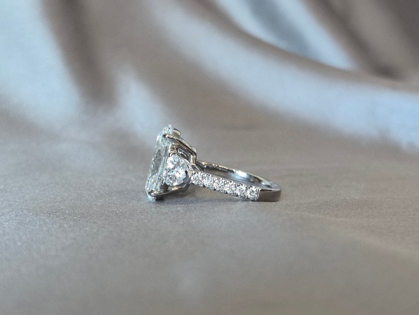 Oval & Heart Three-Stone Ring | Symbolic Luxury Design | Romantic Heirloom | Lab-Grown Diamonds