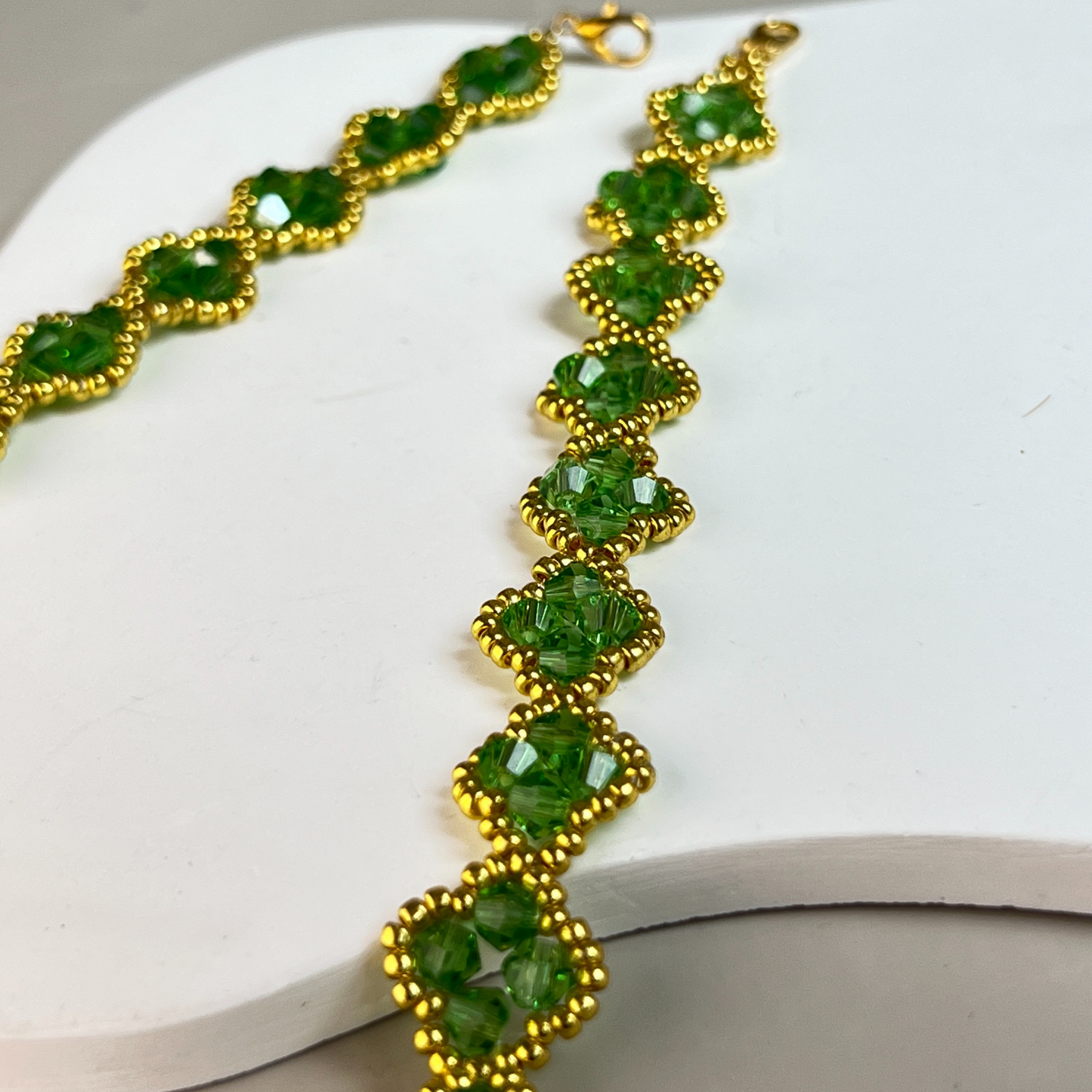 No.24 DIY Beaded Bracelet Kit – Alhambra-Inspired Design with Green Diamond Beads & Gold Seed Beads | Beginner-Friendly Jewelry Making Supplies & Tools | Gift for Her