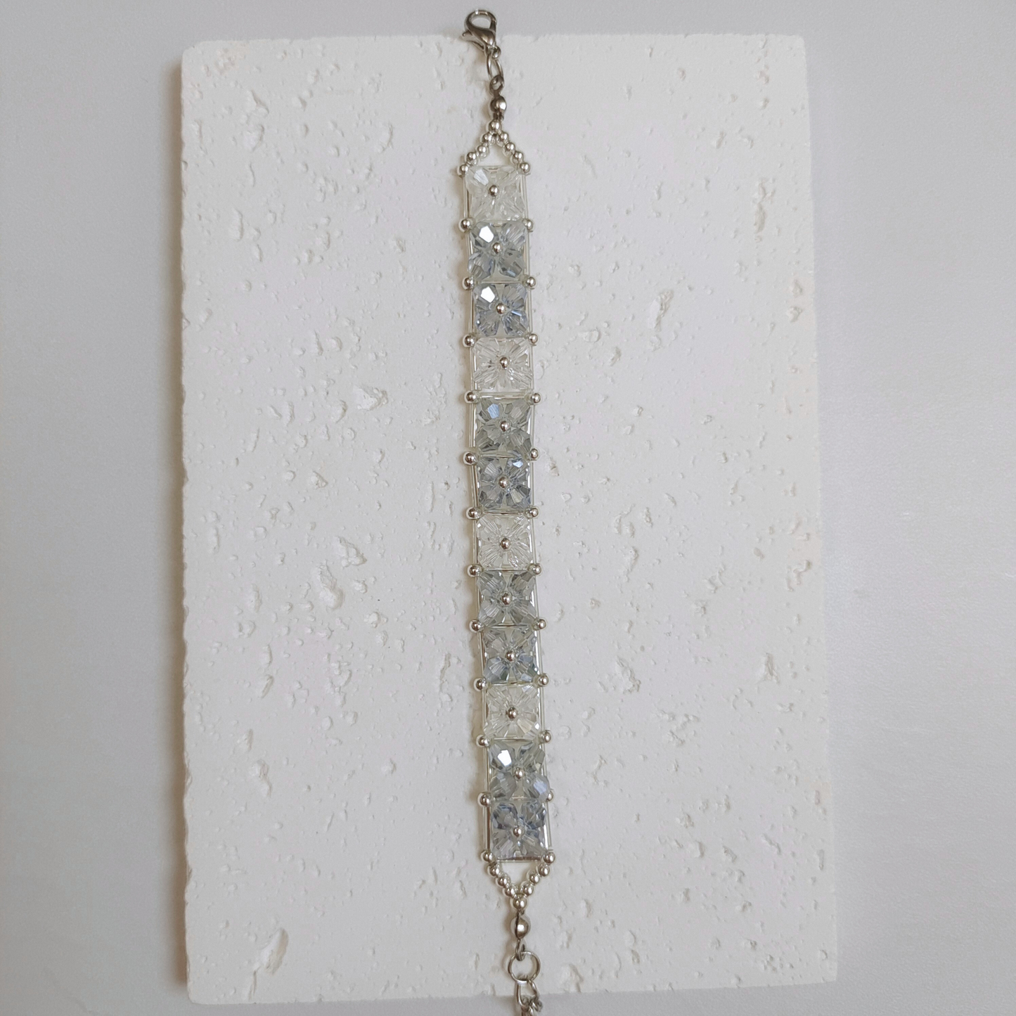 No.25 0° Ice Grid DIY Bracelet Kit – Gradient Crystal Beads & Tube Beads Handmade Set