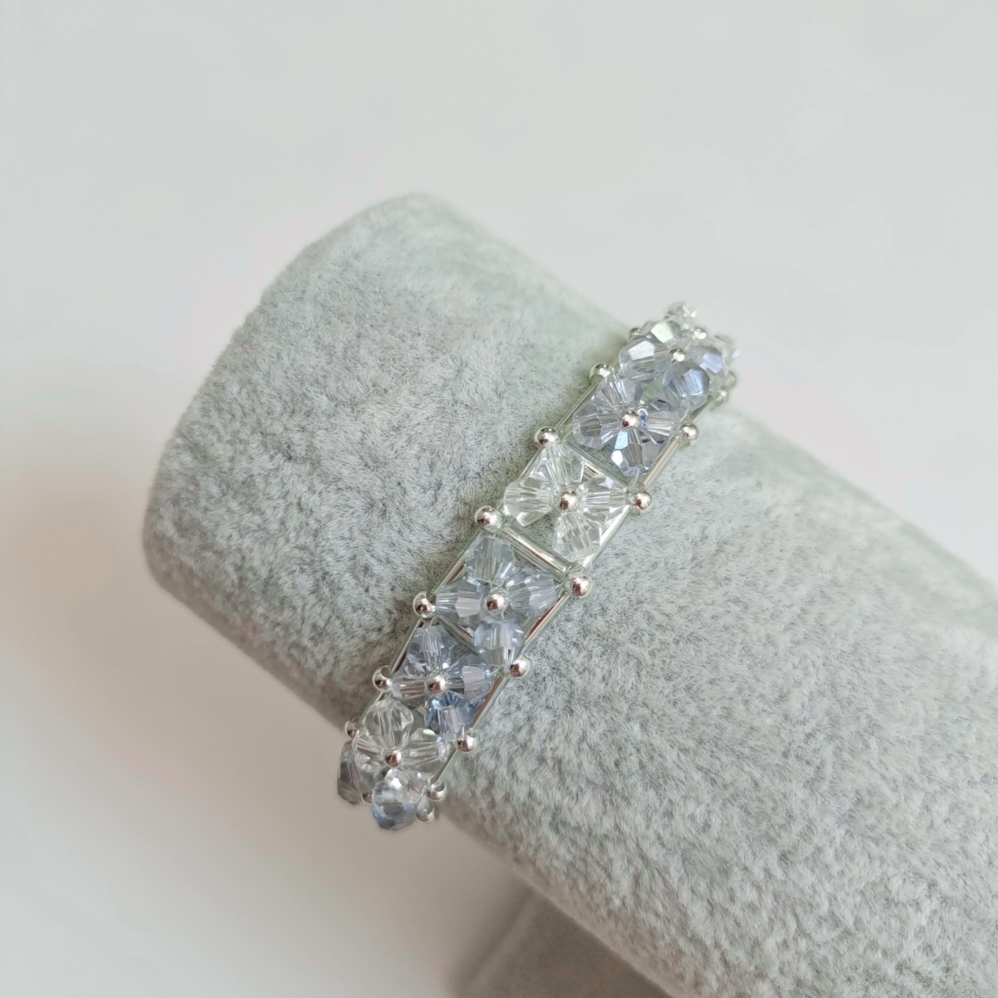 No.25 0° Ice Grid DIY Bracelet Kit – Gradient Crystal Beads & Tube Beads Handmade Set