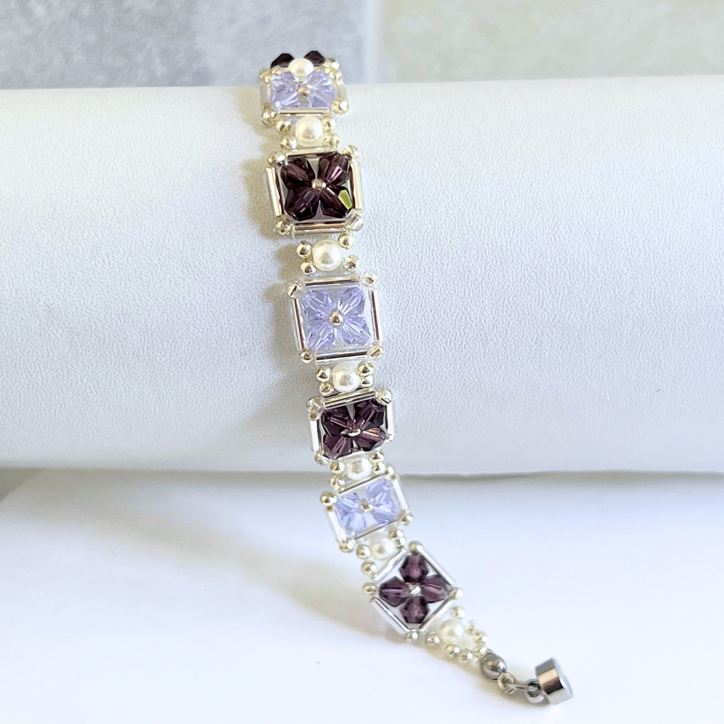 No.40 Beaded Bracelet Purple Grape Beads – 4mm Purple Diamond Beads, Pearls & Silver Seed Beads – DIY Jewelry Making Set for Beginners – Gift for Her