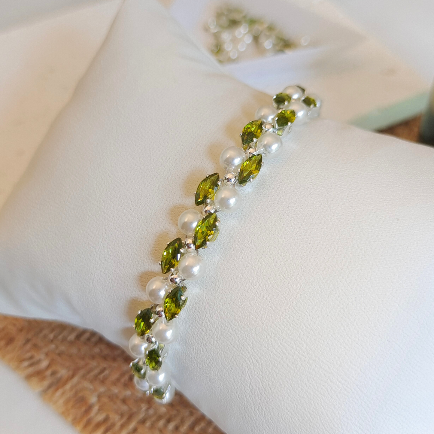 No.26 Handmade Bracelet – Green Amber with Olive Marquise Rhinestones & Pearls