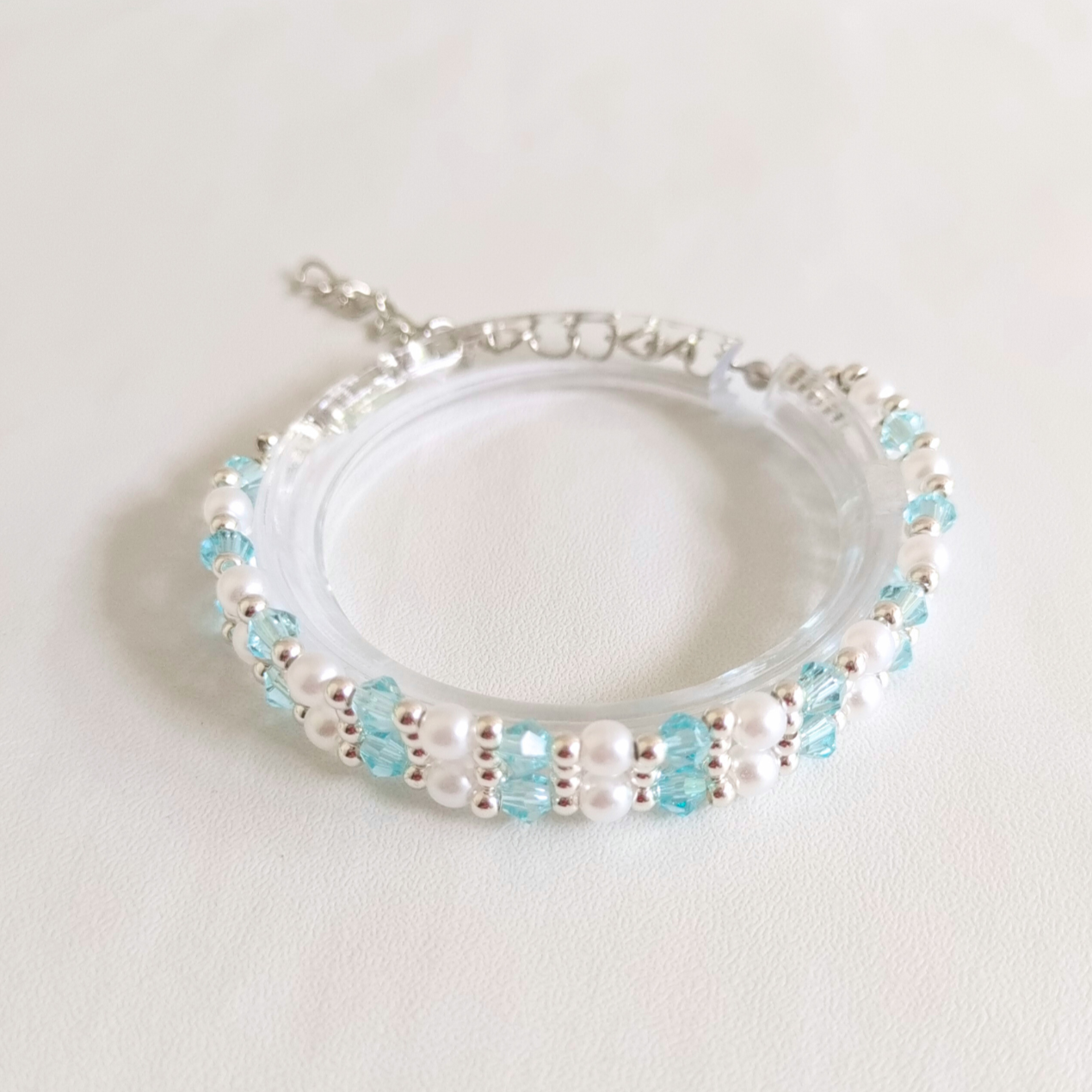No.02 DIY Frozen-Inspired Beaded Bracelet Kit – 4mm Crystal Diamond Beads, 4mm Pearls, Silver Seed Beads & Findings | Beginner Jewelry Craft Kit Gift for Her