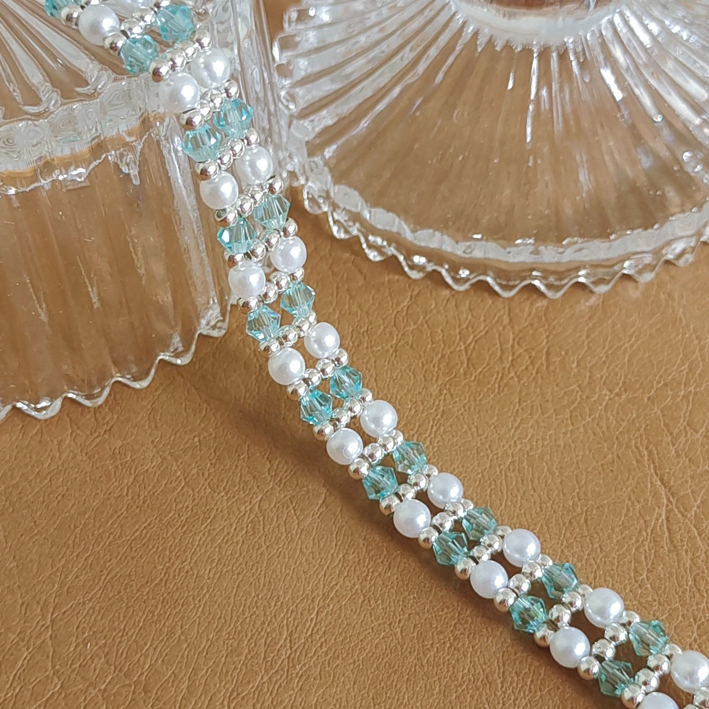 No.02 DIY Frozen-Inspired Beaded Bracelet Kit – 4mm Crystal Diamond Beads, 4mm Pearls, Silver Seed Beads & Findings | Beginner Jewelry Craft Kit Gift for Her