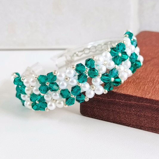 No.04 DIY Peacock-Inspired Beaded Bracelet– Green 4mm Crystal Diamond Beads, 4mm Pearls, Silver Seed Beads & Jewelry Findings | Craft Kit Beginner-Friendly Craft Gift for Her
