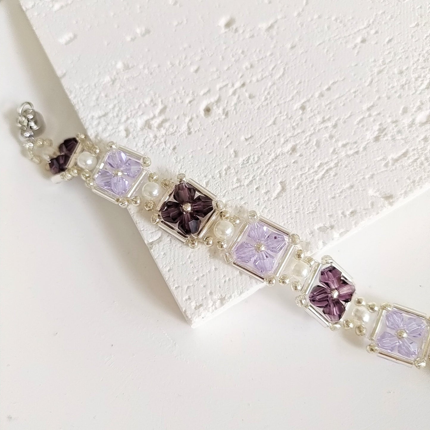 No.40 Beaded Bracelet Purple Grape Beads – 4mm Purple Diamond Beads, Pearls & Silver Seed Beads – DIY Jewelry Making Set for Beginners – Gift for Her