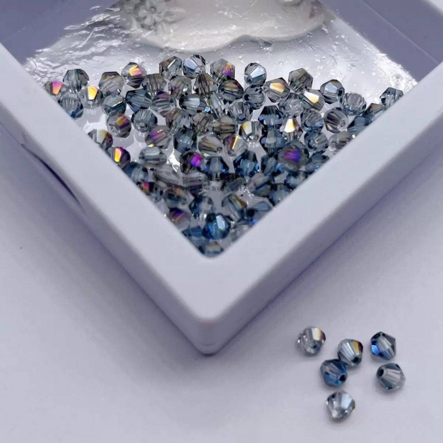 【L01】80 pcs 4mm AB Coated Diamond Glass Beads – DIY Crystal Jewelry Making Kit