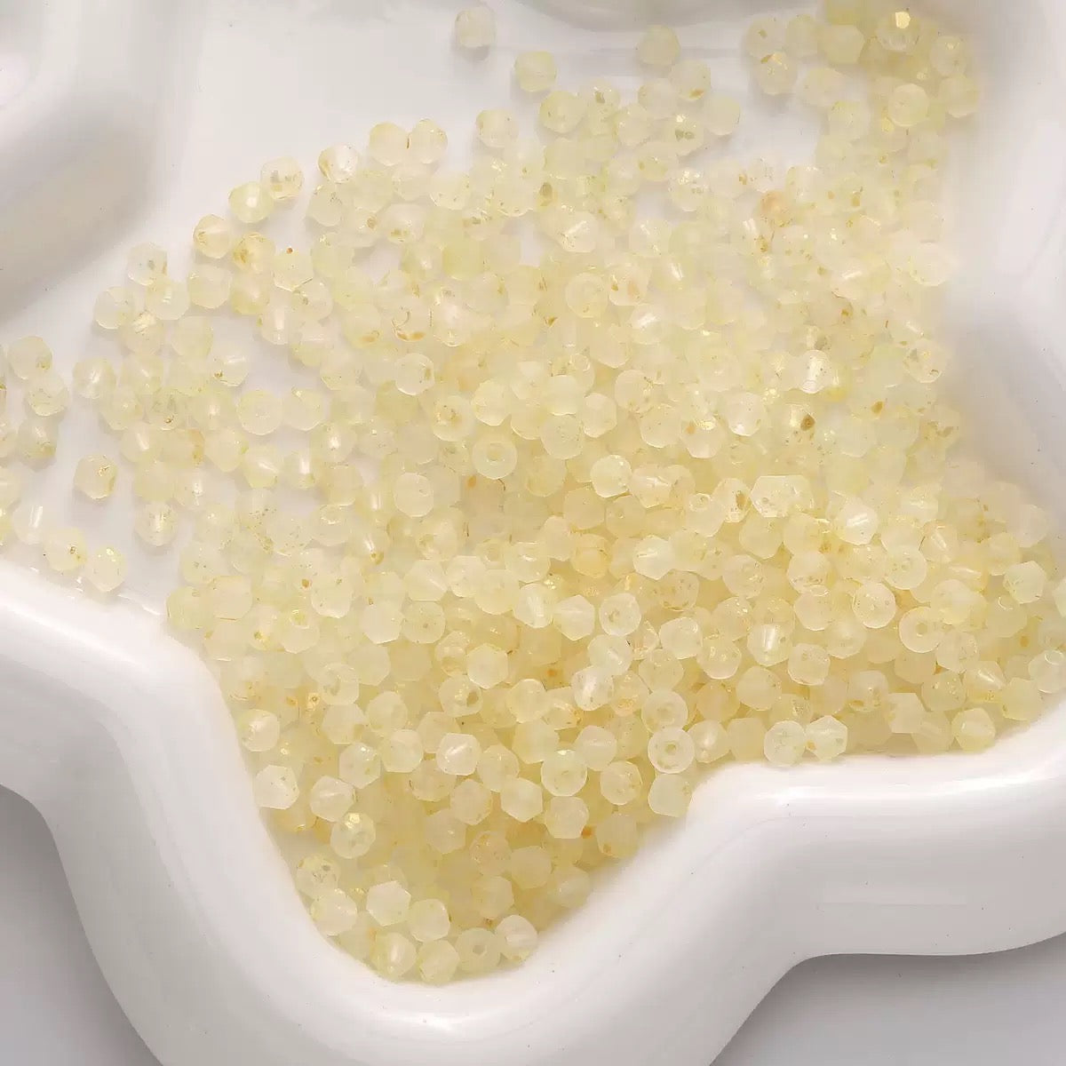 【L02】100 pcs Frosted Gold Dust Glass Beads – 4mm Cream Color Mix for DIY Jewelry