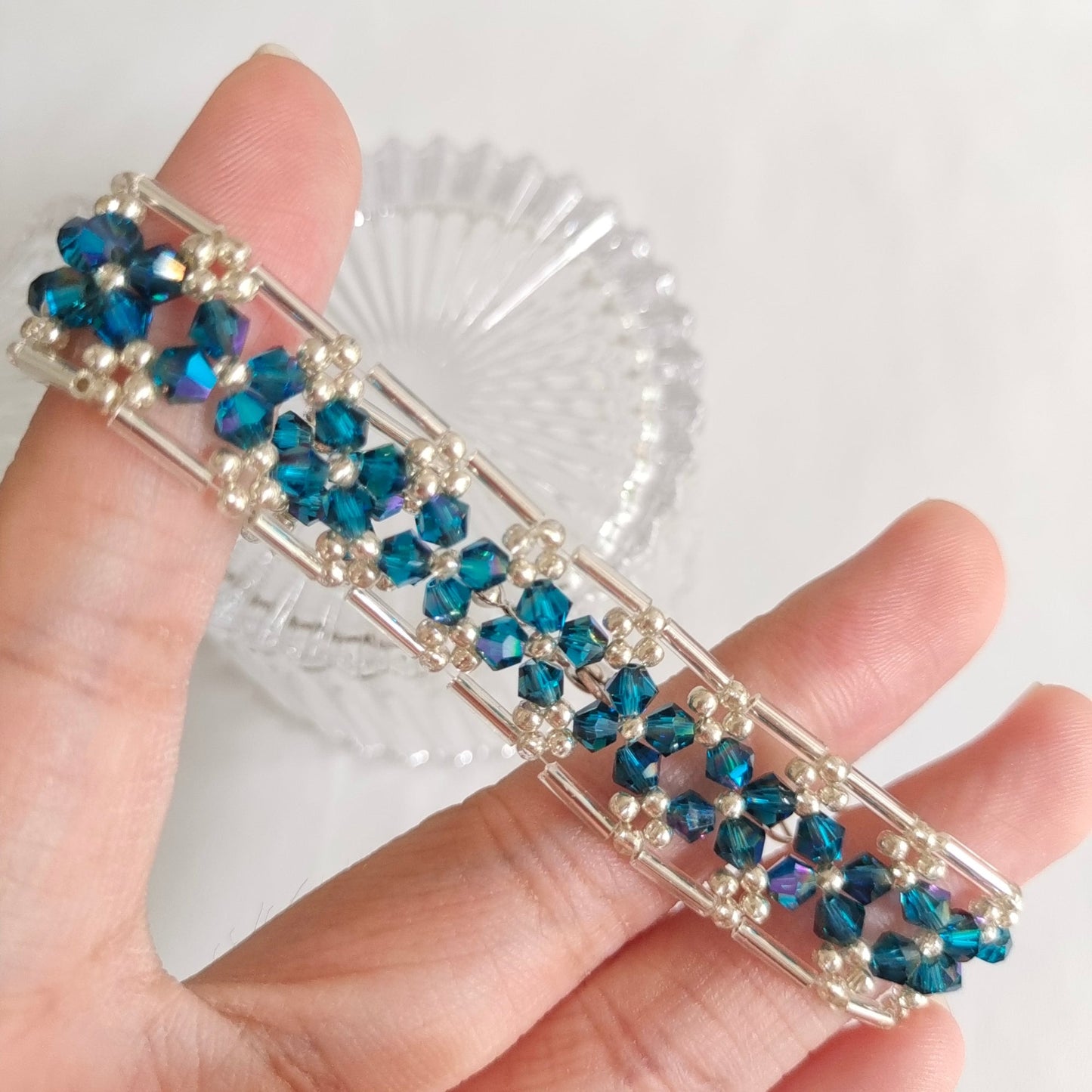 No.03 Galaxy-Inspired DIY Beaded Bracelet Kit – Iridescent Blue 4mm Diamond Beads, 6mm Silver-Plated Tube Beads & Seed Beads | Beginner-Friendly Jewelry Craft Kit