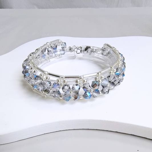 No.01 Handmade Beaded Bracelet Kit - 4mm Blue-Gray Iridescent Diamond Beads, 2mm Seed Beads, DIY Materials Set, Perfect Gift for Her, Beginner-Friendly