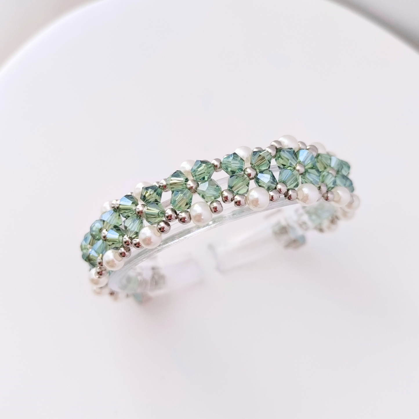 No.07 Handmade Beaded Bracelet Kit - 4mm Diamond Beads, 2.5mm Silver Seed Beads, 3mm & 4mm Pearls - DIY Craft Kit for Beginners