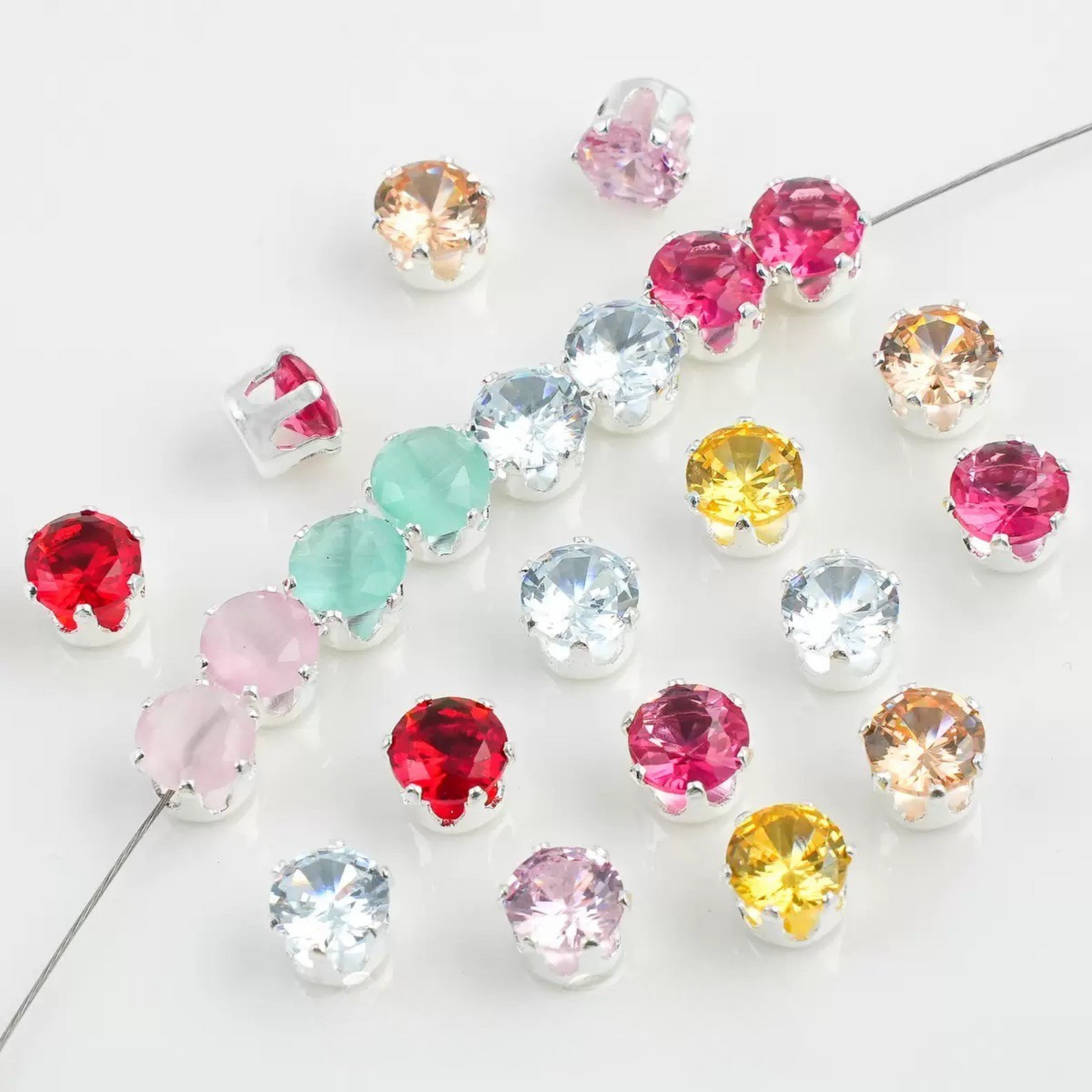 【A06】 5mm Round Zircon Beads – 50pcs Silver-Claw Rhinestones for DIY Handmade Jewelry