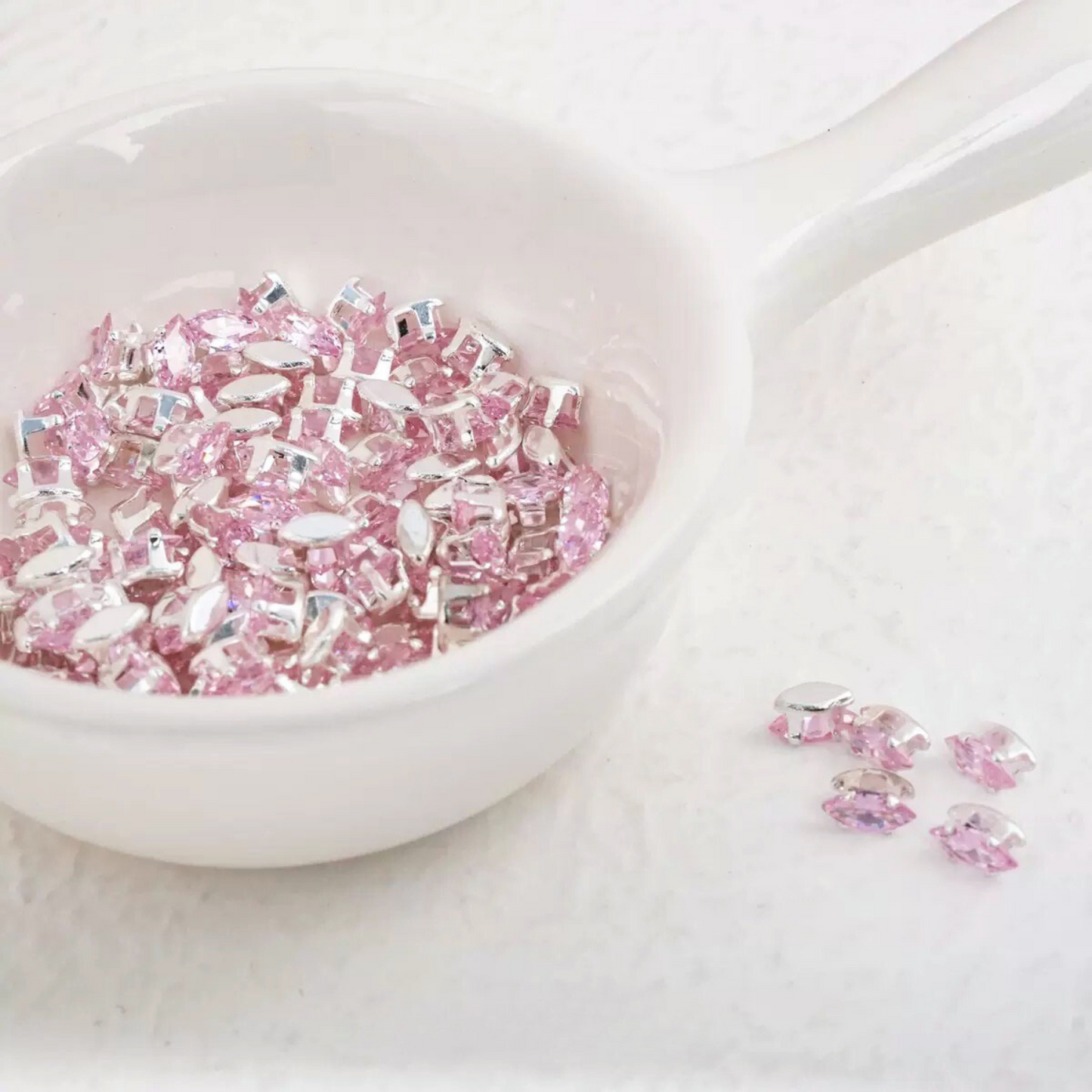 【A13】50pcs Marquise Zircon Spacer Beads – 3x6mm Silver-Claw DIY Jewelry Supplies