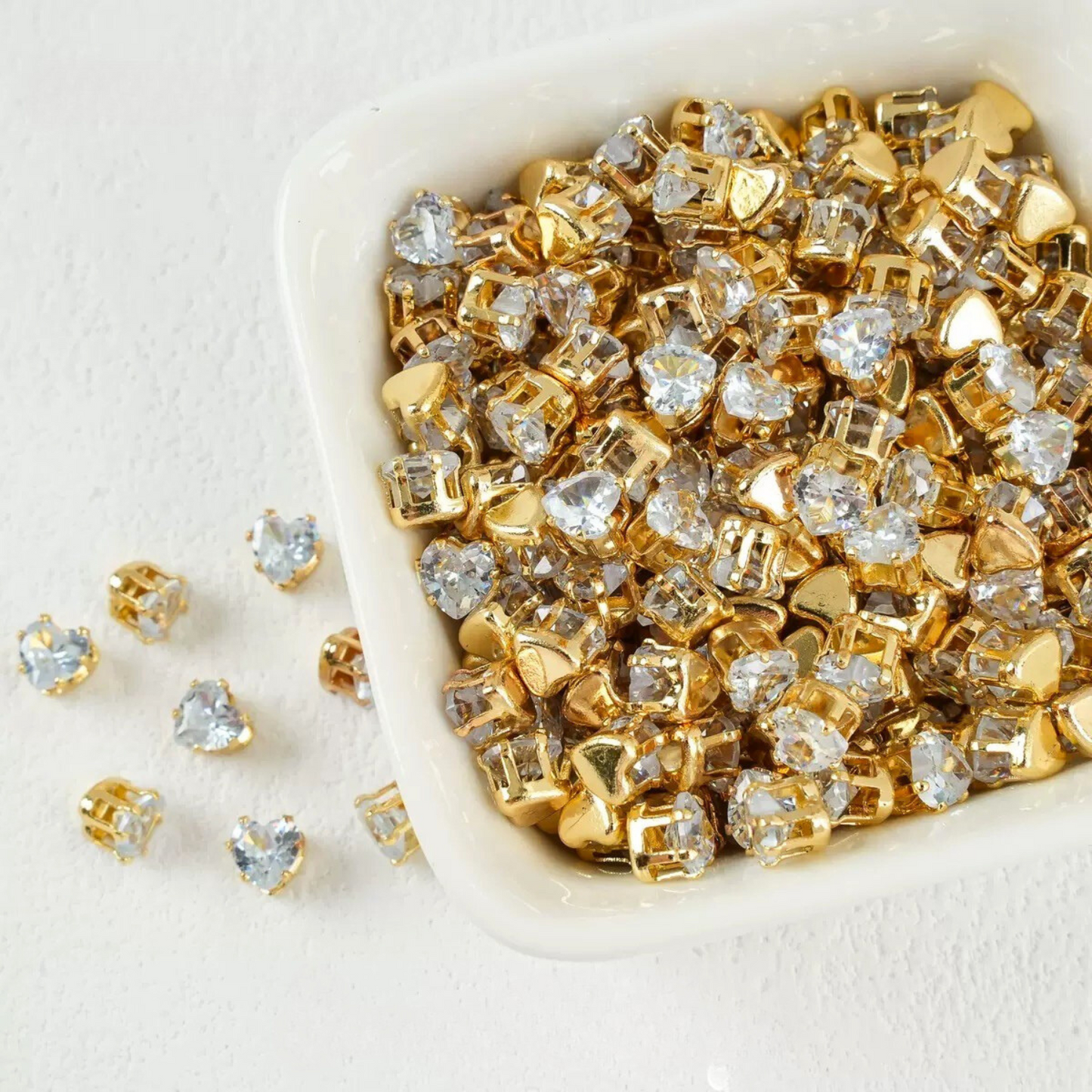 【A18】50pcs Heart Zircon Beads – 5x5mm Gold-Claw DIY Spacer for Handmade Jewelry