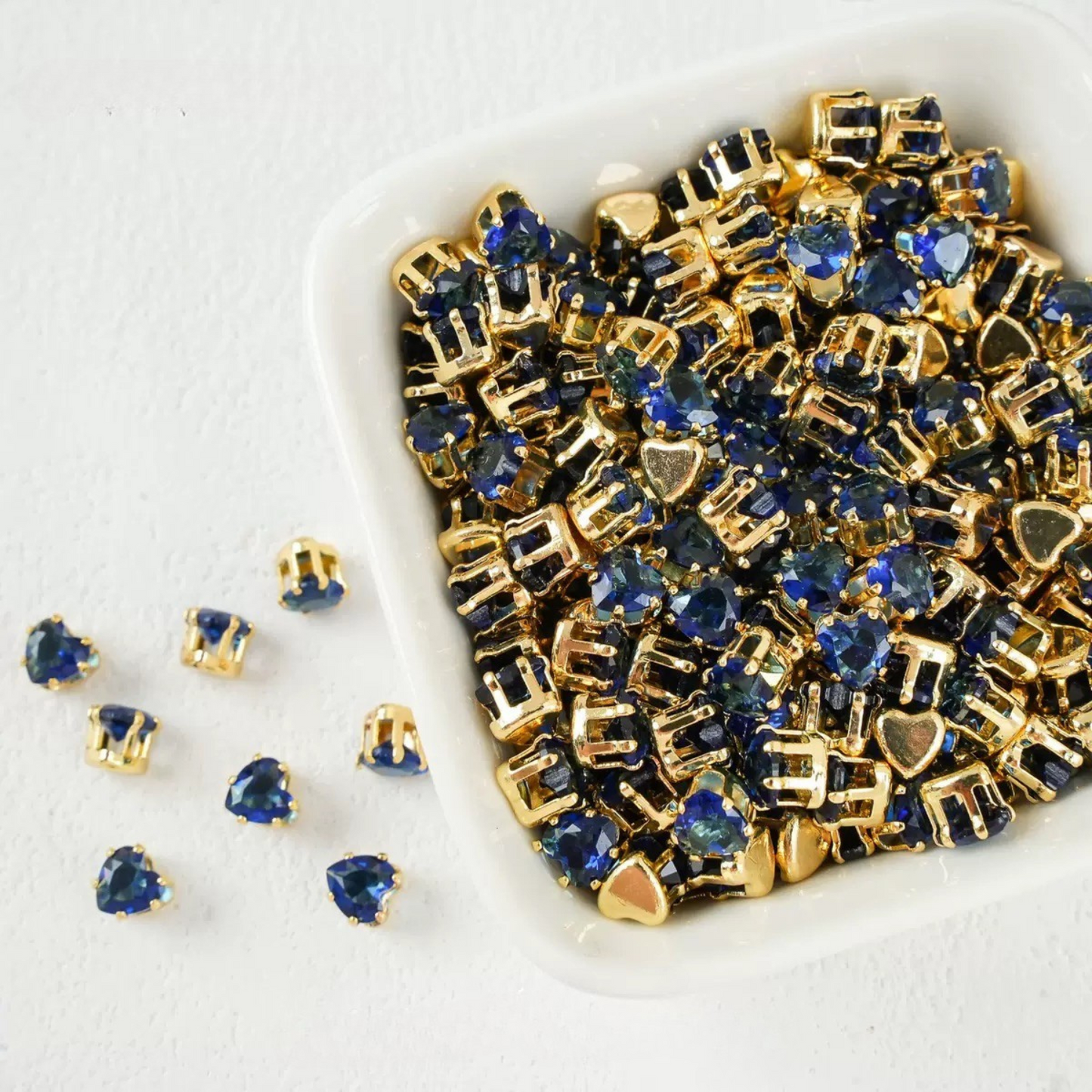 【A18】50pcs Heart Zircon Beads – 5x5mm Gold-Claw DIY Spacer for Handmade Jewelry