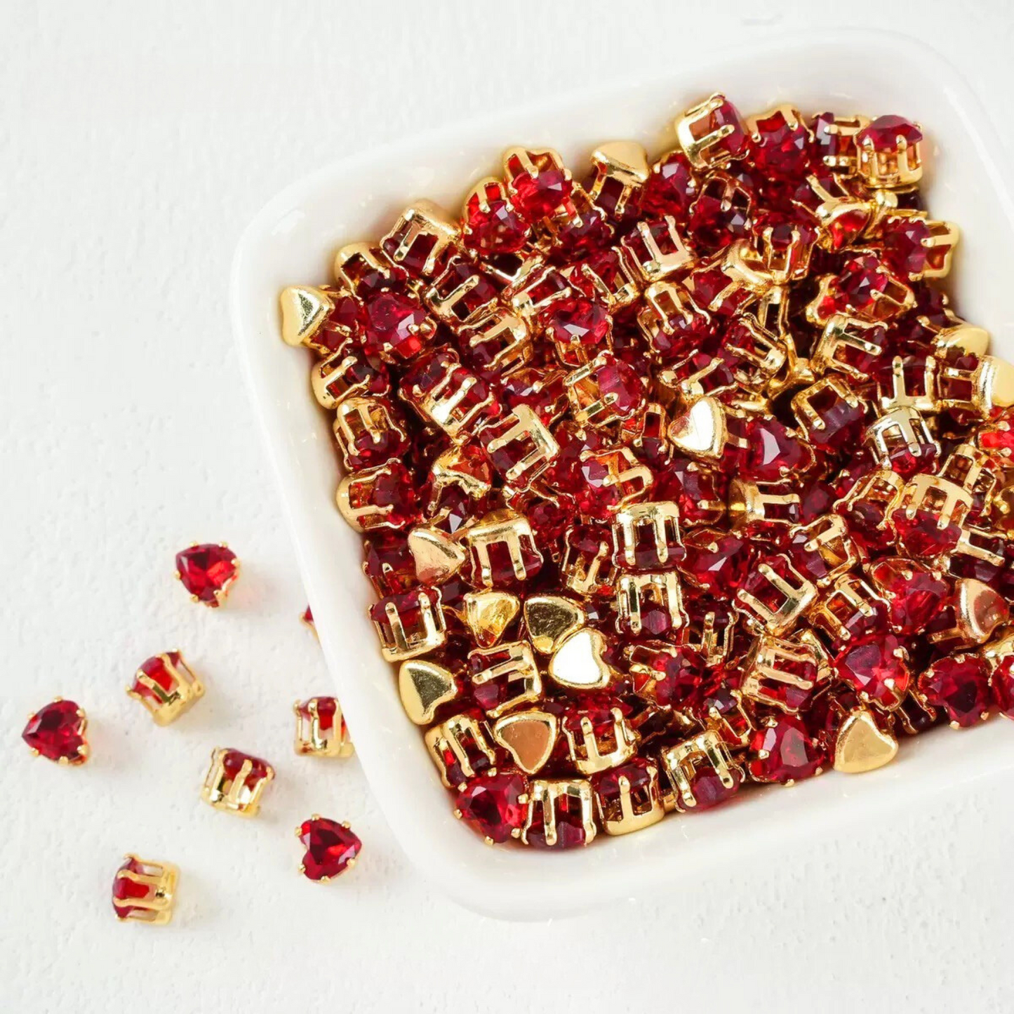 【A18】50pcs Heart Zircon Beads – 5x5mm Gold-Claw DIY Spacer for Handmade Jewelry