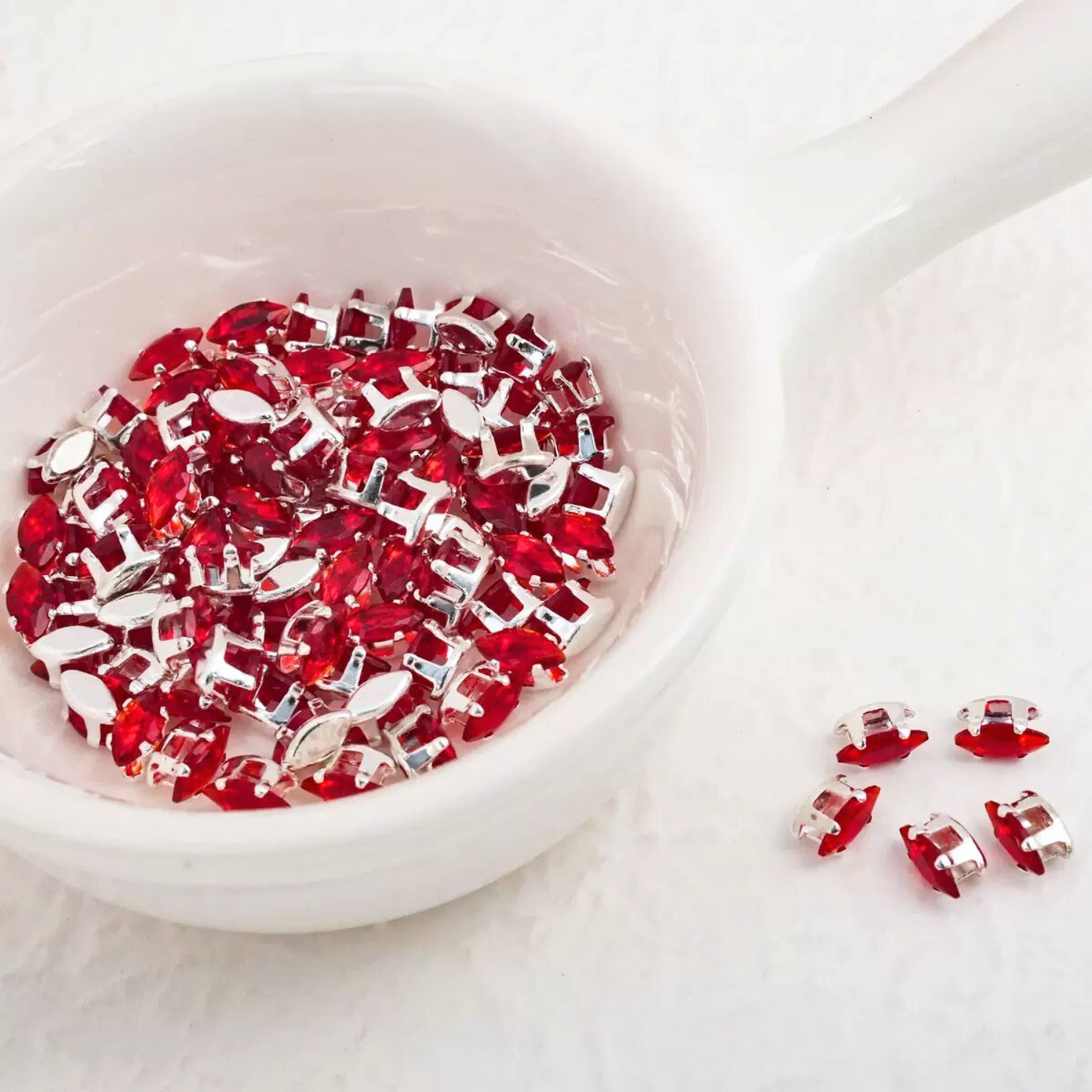 【A13】50pcs Marquise Zircon Spacer Beads – 3x6mm Silver-Claw DIY Jewelry Supplies