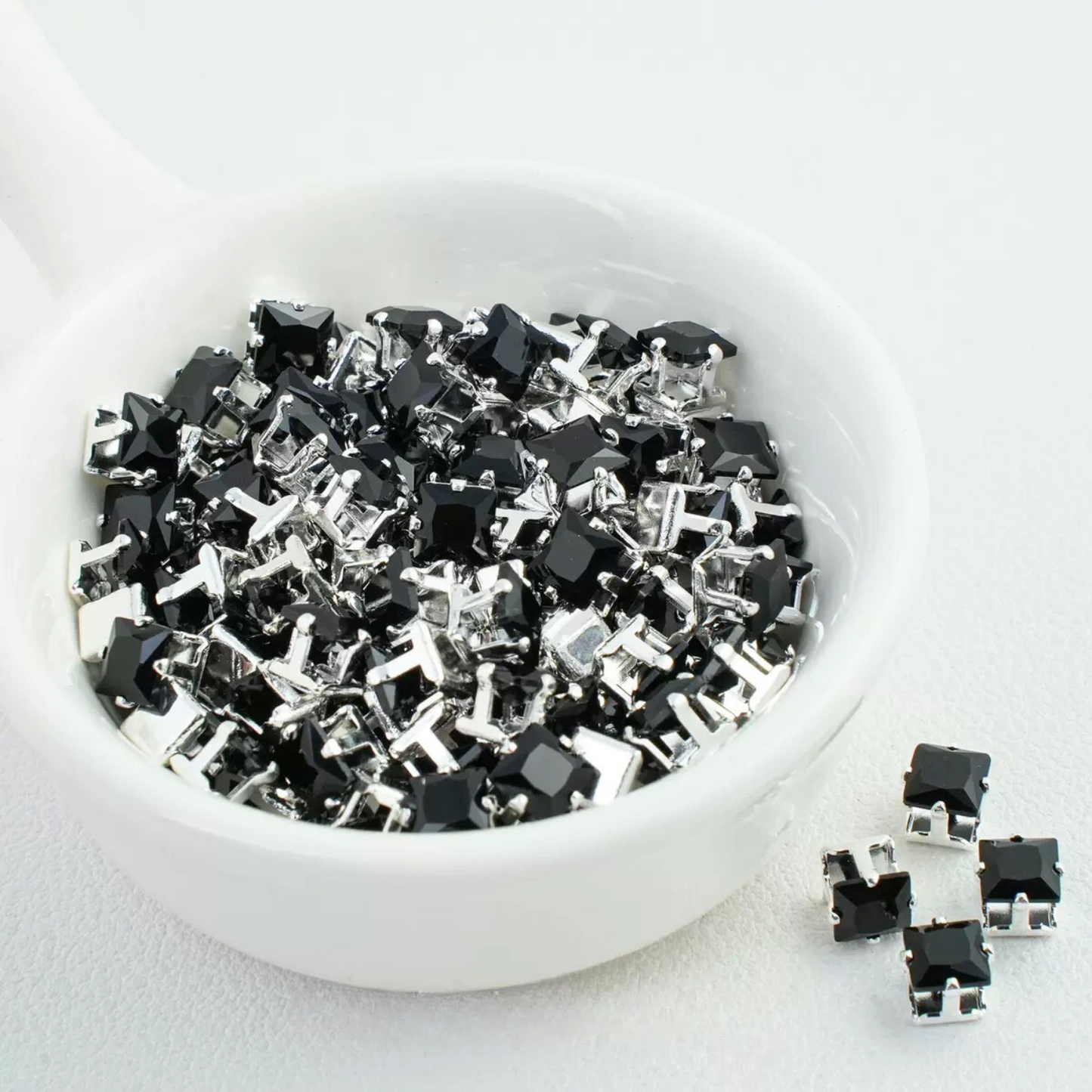 【A11】50pcs Square Zircon Beads – 5x5mm Silver-Claw DIY Spacer for Handmade Jewelry