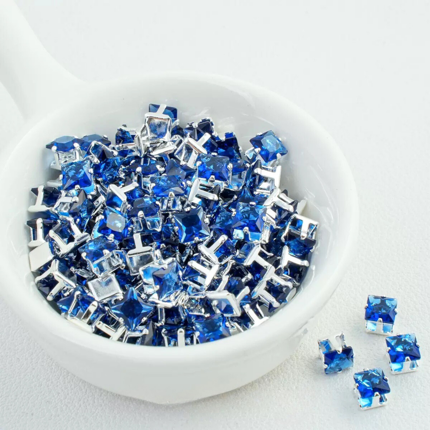 【A11】50pcs Square Zircon Beads – 5x5mm Silver-Claw DIY Spacer for Handmade Jewelry