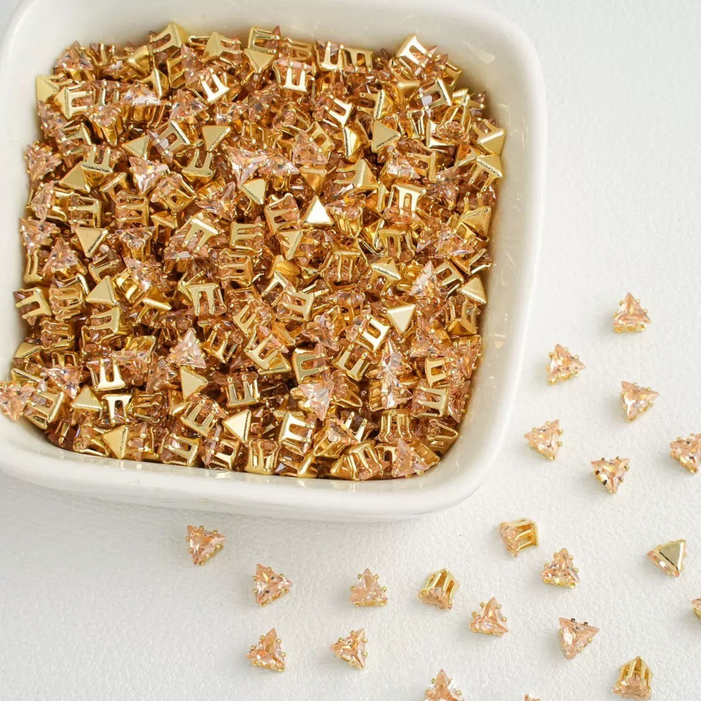 【A16】50pcs Triangle Zircon Beads – 4mm Gold-Claw DIY Spacer for Handmade Jewelry
