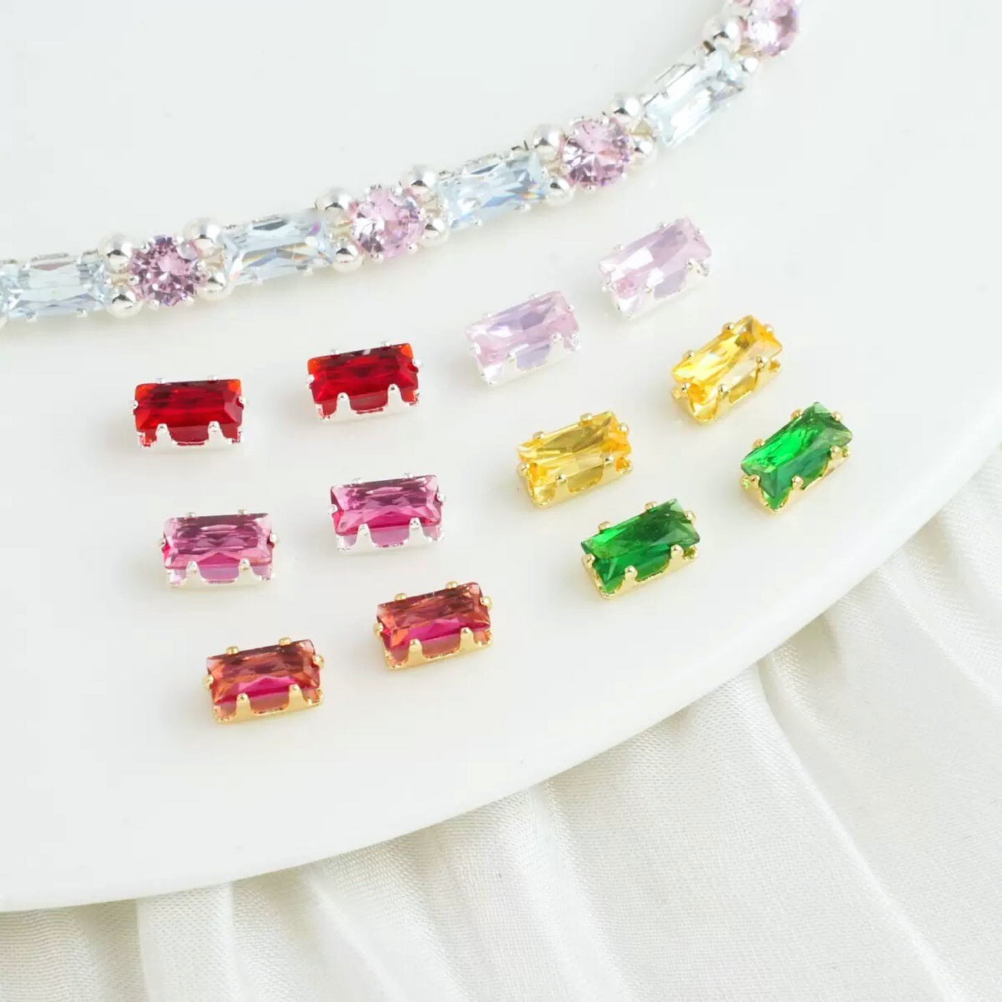 【A20】50pcs Rectangle Zircon Spacer Beads – 3x6mm Silver-Claw for DIY Handmade Jewelry