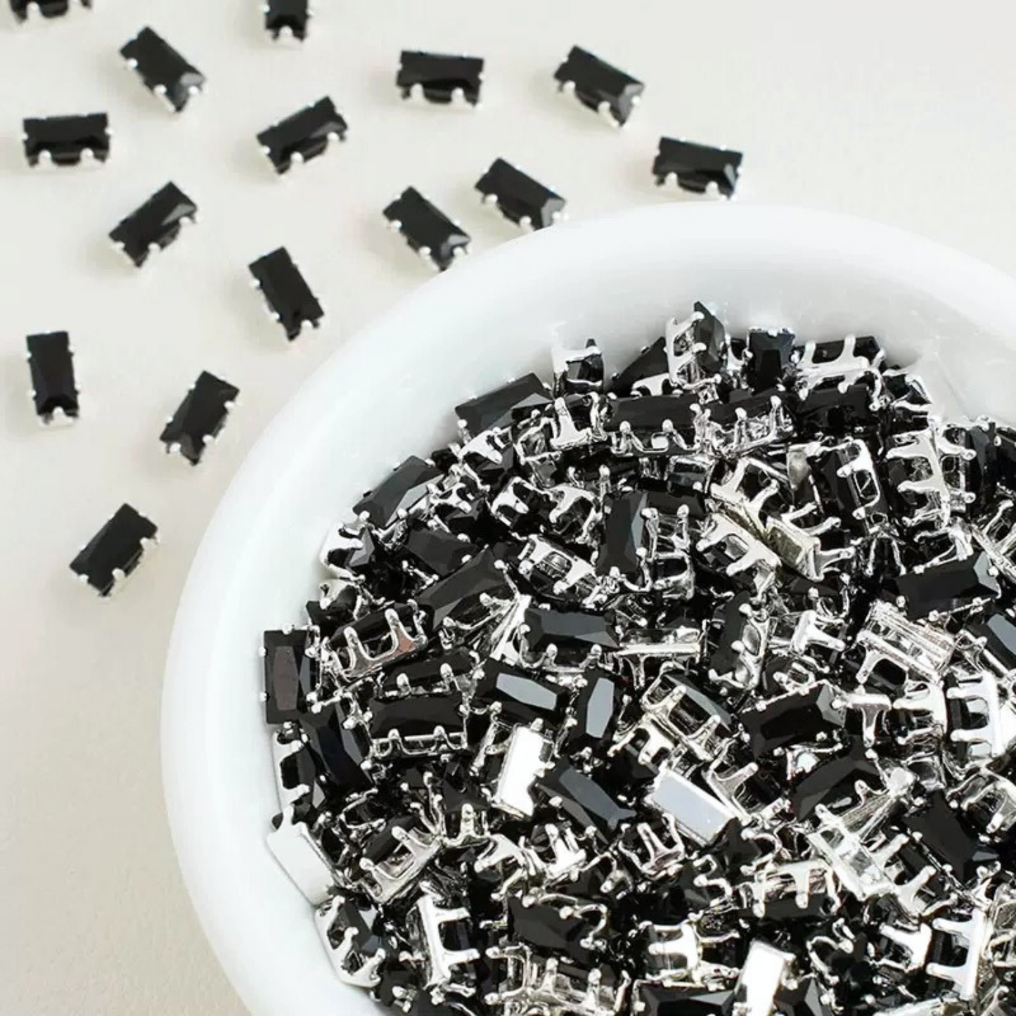 【A20】50pcs Rectangle Zircon Spacer Beads – 3x6mm Silver-Claw for DIY Handmade Jewelry