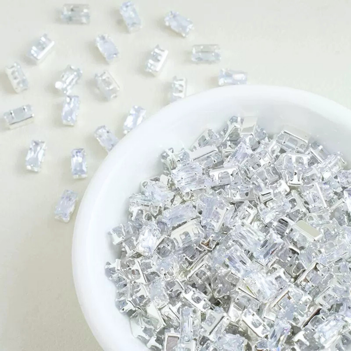 【A20】50pcs Rectangle Zircon Spacer Beads – 3x6mm Silver-Claw for DIY Handmade Jewelry
