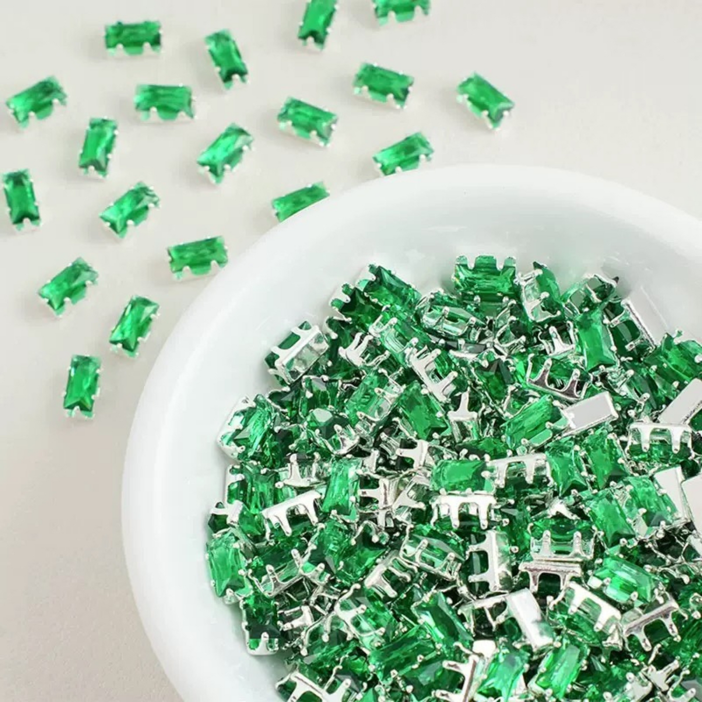 【A20】50pcs Rectangle Zircon Spacer Beads – 3x6mm Silver-Claw for DIY Handmade Jewelry