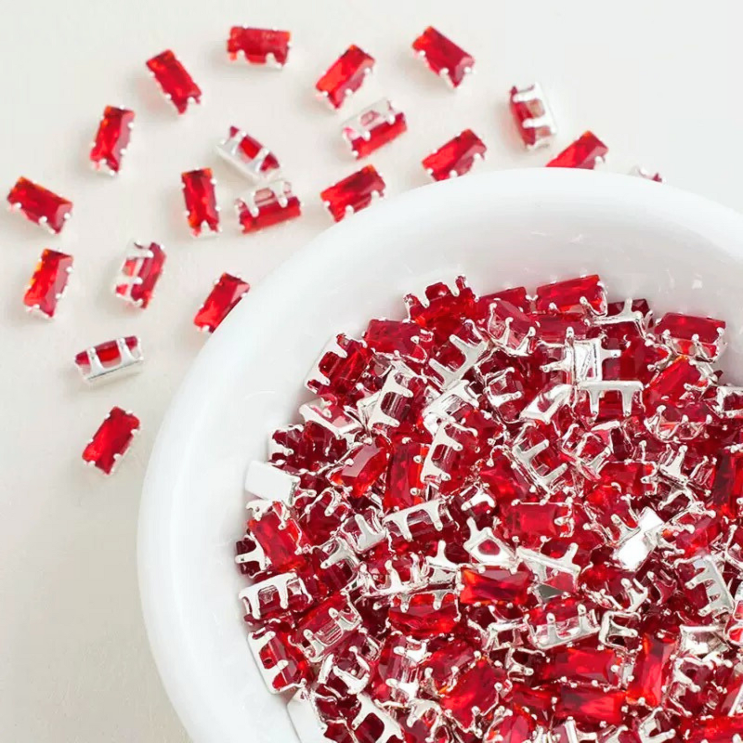 【A20】50pcs Rectangle Zircon Spacer Beads – 3x6mm Silver-Claw for DIY Handmade Jewelry